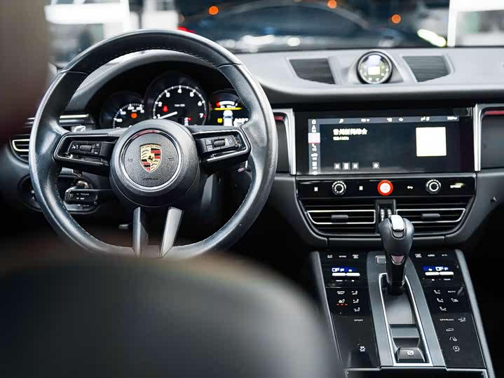 Фото 7 - Porsche Macan