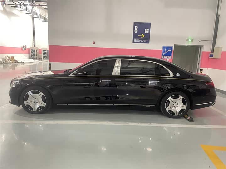 Фото 2 - Mercedes-Benz Maybach S-Class