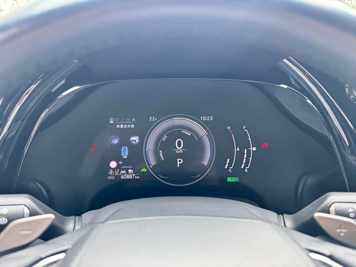 Фото 7 - Lexus RX