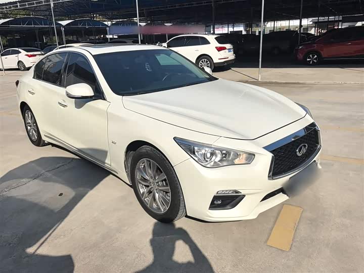Фото 4 - Infiniti Q50L
