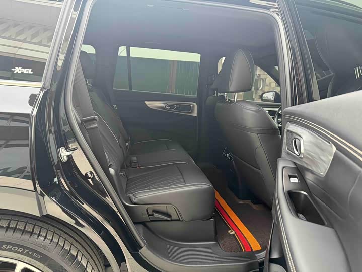 Фото 15 - GAC Trumpchi GS8