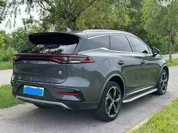 Фото 8 - BYD Tang Hybrid/EV