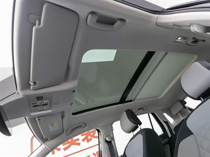 Фото 14 - Volkswagen Tayron