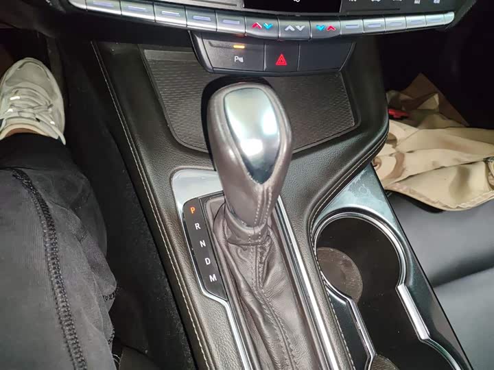 Фото 14 - Cadillac CT4