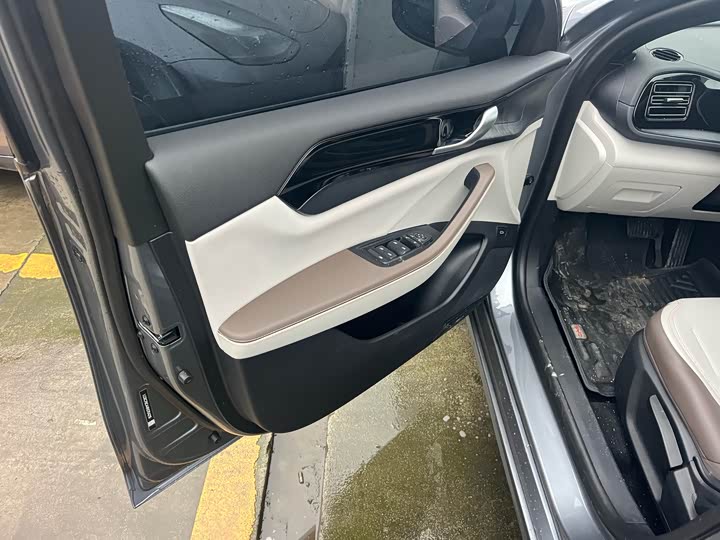 Фото 24 - BYD Qin Plus