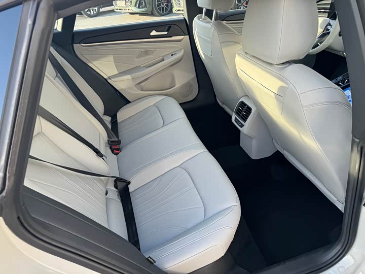 Фото 6 - Volkswagen Lamando L