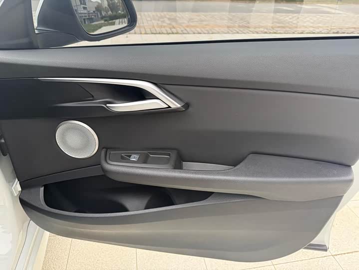 Фото 10 - BMW 1 Series