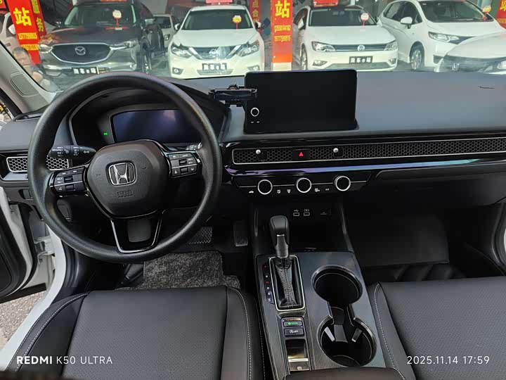 Фото 12 - Honda Civic