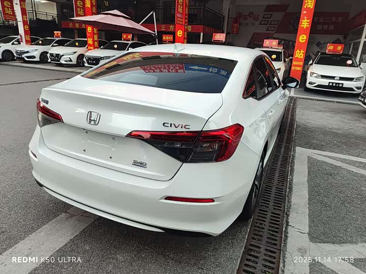 Фото 6 - Honda Civic