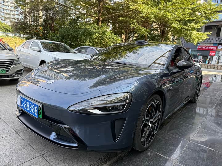 Фото 1 - Xiaomi SU7