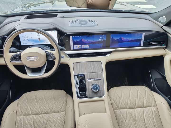 Фото 6 - Geely Monjaro