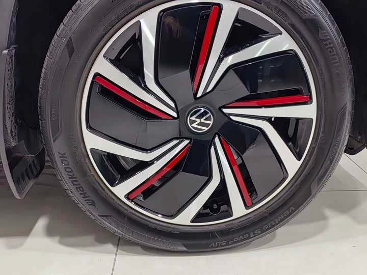 Фото 5 - Volkswagen Tharu