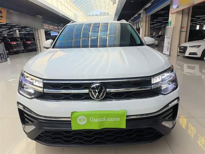 Фото 3 - Volkswagen Tharu