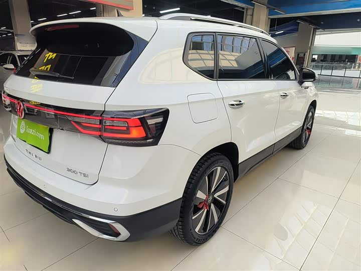 Фото 7 - Volkswagen Tharu