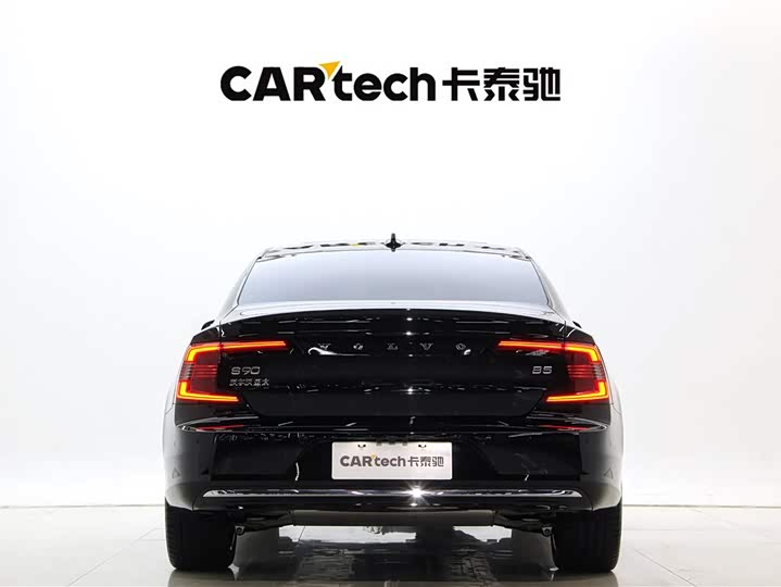 Фото 5 - Volvo S90