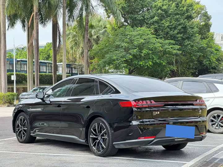 Фото 3 - BYD Han