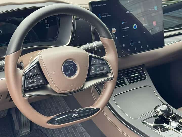 Фото 8 - BYD Han