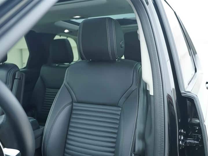 Фото 13 - Land Rover Discovery