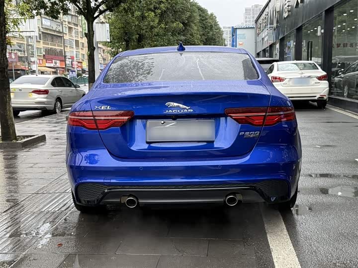 Фото 5 - Jaguar XE L