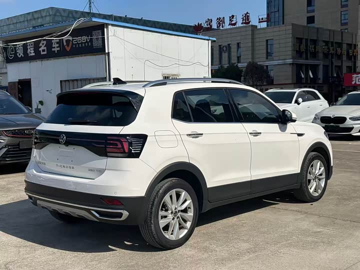 Фото 7 - Volkswagen T-Cross
