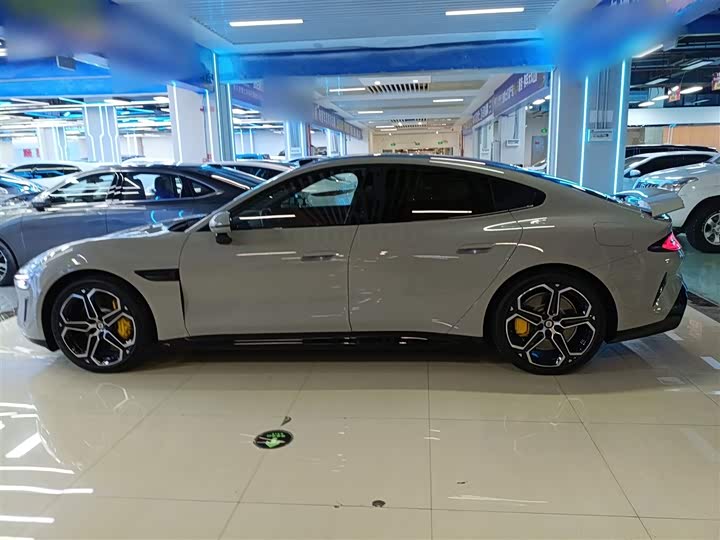 Фото 5 - Xiaomi SU7