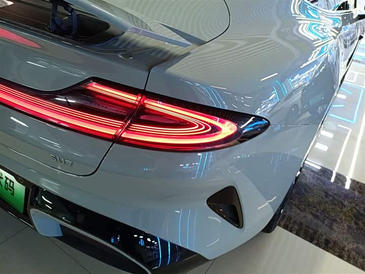 Фото 8 - Xiaomi SU7