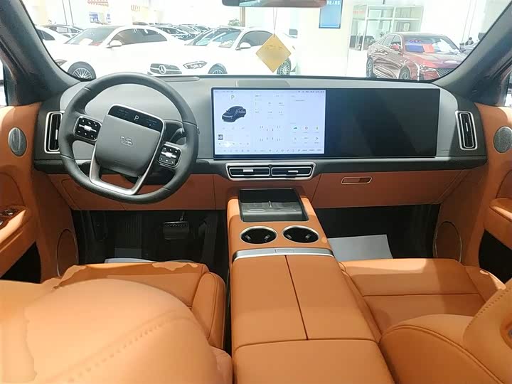 Фото 10 - LiXiang L7