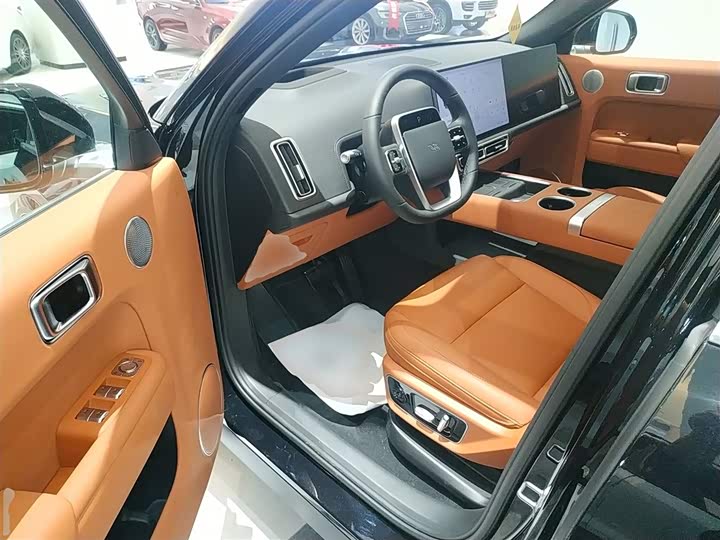 Фото 16 - LiXiang L7