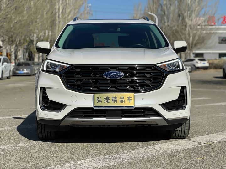 Фото 2 - Ford Edge