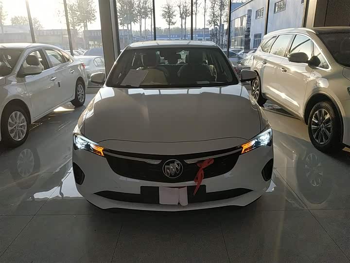 Фото 3 - Buick Verano