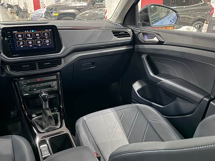 Фото 16 - Volkswagen Tharu