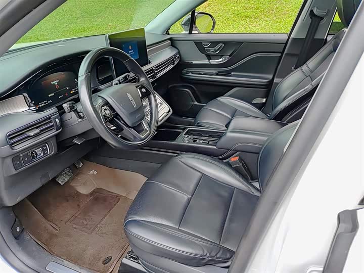 Фото 7 - Lincoln Corsair