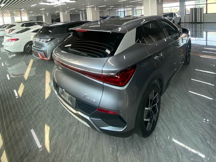 Фото 6 - BYD Yuan Plus