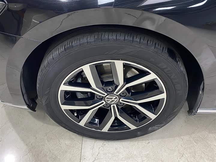 Фото 20 - Volkswagen Magotan