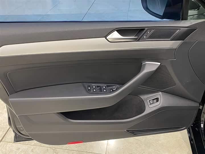 Фото 8 - Volkswagen Magotan