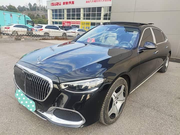 Фото 1 - Mercedes-Benz Maybach S-Class