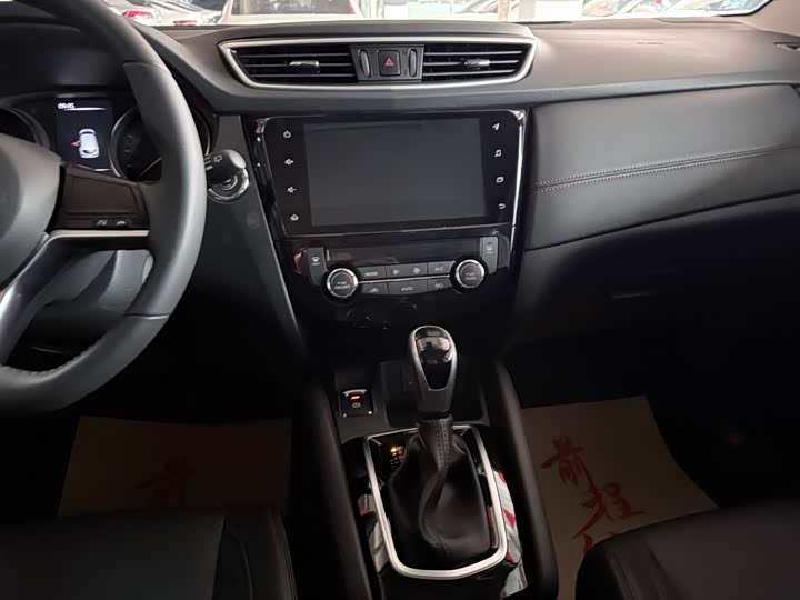 Фото 15 - Nissan Qashqai