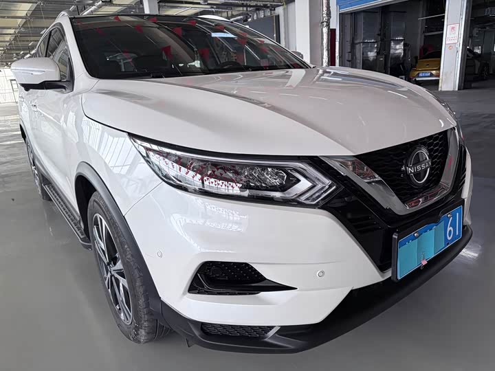 Фото 3 - Nissan Qashqai
