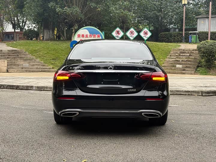 Фото 16 - Mercedes-Benz E-Class Hybrid