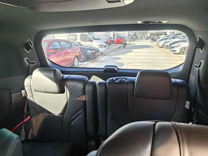 Фото 14 - Toyota Alphard