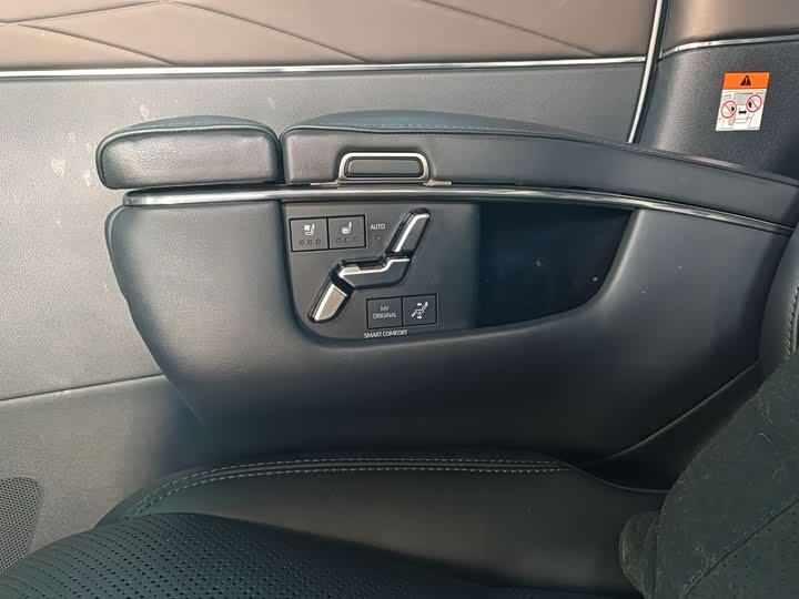 Фото 15 - Toyota Alphard