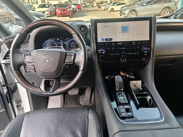 Фото 5 - Toyota Alphard