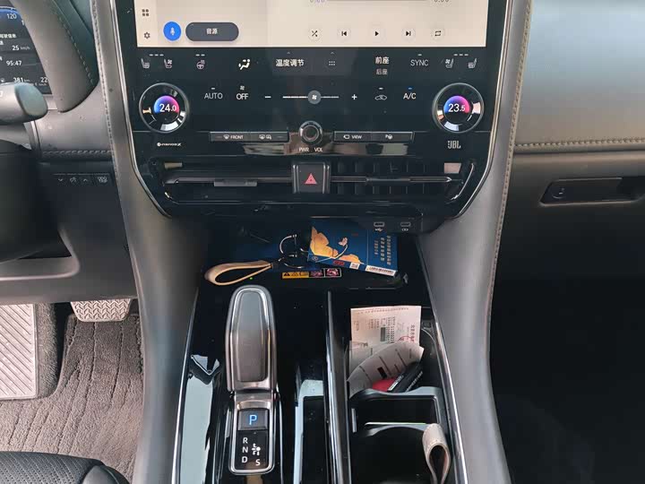 Фото 6 - Toyota Alphard