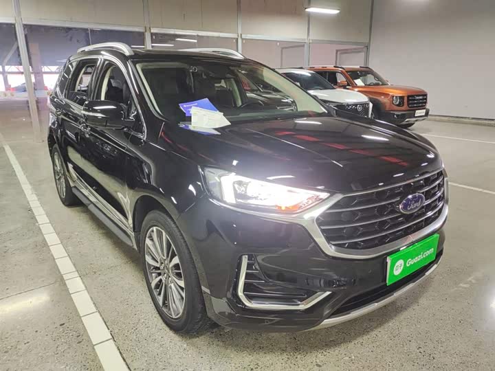 Фото 4 - Ford Edge