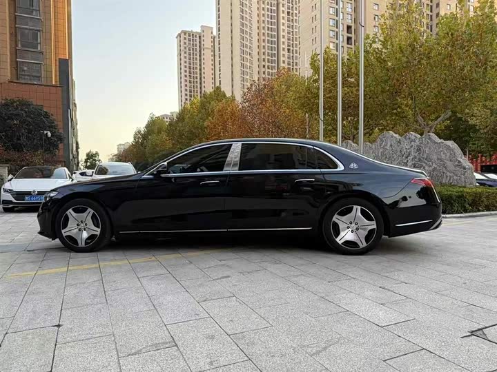 Фото 6 - Mercedes-Benz Maybach S-Class