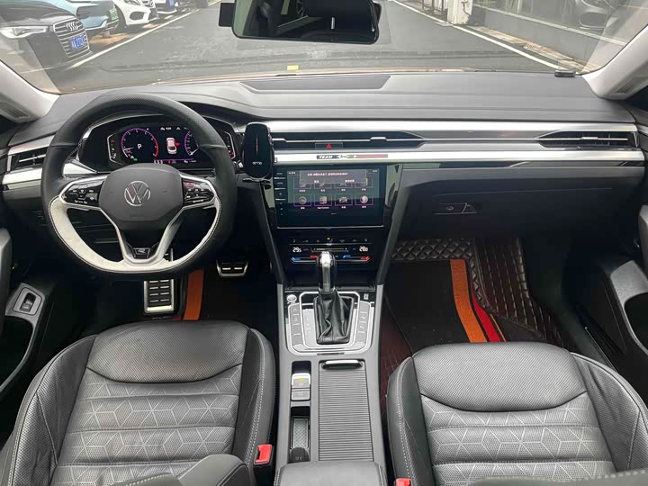 Фото 10 - Volkswagen CC