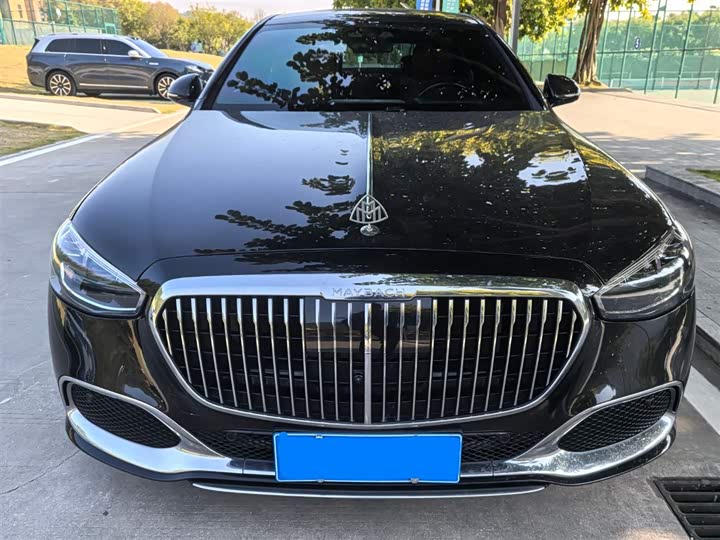 Фото 2 - Mercedes-Benz Maybach S-Class