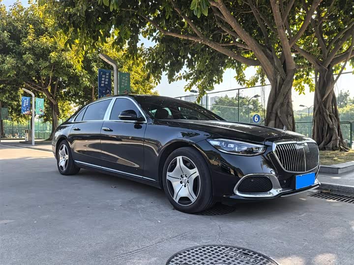 Фото 3 - Mercedes-Benz Maybach S-Class