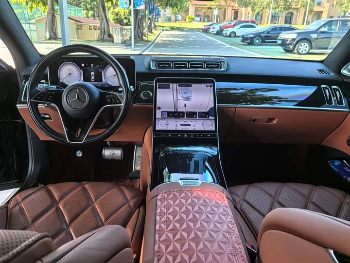 Фото 7 - Mercedes-Benz Maybach S-Class