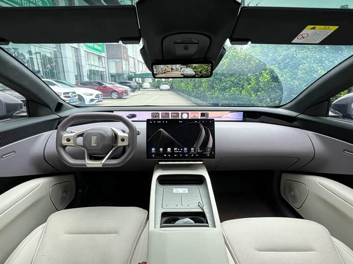 Фото 8 - Avatr 12